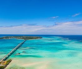 Strand - Okinawa - Japan - Perelingua-Sprachreisen