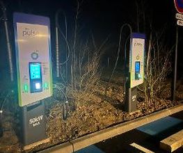 bp pulse Charging Station image 7