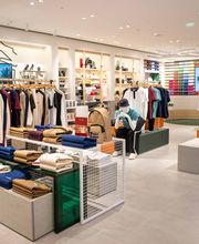 Lacoste Claye Souilly image 1