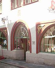 Aussenansicht der Rosen-Apotheke