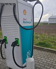 Shell Recharge Charging Station Bild 2