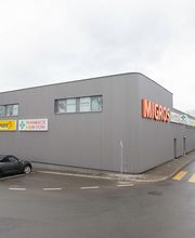 batiment-pharmacie-sun-store-etoy