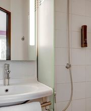 B&B HOTEL Marseille Parc Chanot image 13