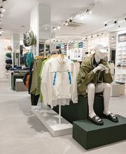 Lacoste Americas Plaza imagen 8