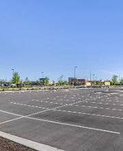 Overland, KS Store Parking Lot