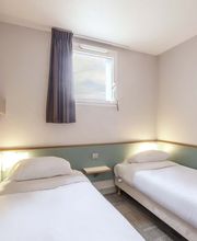 B&B HOTEL La Rochelle Centre image 6