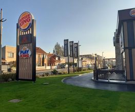 Burger King image 9