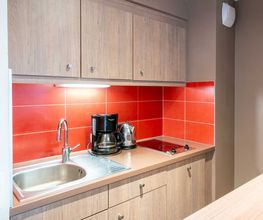 B&B HOME Caen Centre Gare image 9