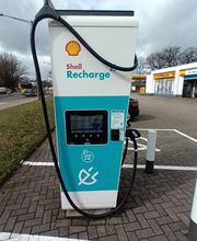 Shell Recharge Charging Station Bild 3