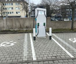 Shell Recharge Charging Station Bild 3