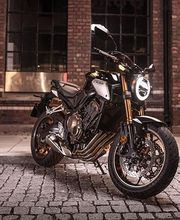 HONDA Motos Cannes Cavallari Motorbike image 5