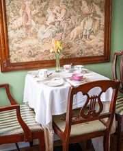 The Pink House Tea Room & Bnb image 5