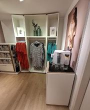 Ulla Popken | Große Größen | Nürnberg Franken-Center Bild 1