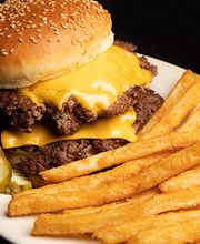 Hotshots Sports Bar and Grill Brunswick, OH image 6