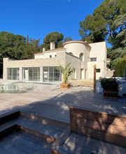 Brizzi Façades image 1