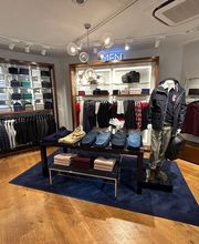 Tommy Hilfiger image 13