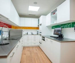 Zahnmedizin im Schürli Bild 12