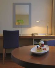 Business Class Room Working Area