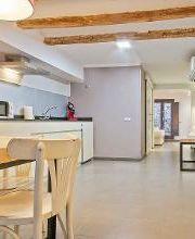 Montserrat Apartments by gaiarooms imagen 2