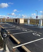 bp pulse Charging Station image 4