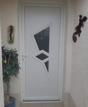 Desaint-paul Christian image 5