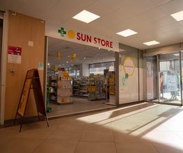 entree-pharmacie-sun-store-geneve-wilson