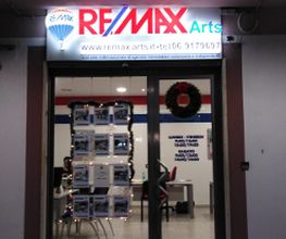 RE/MAX Arts immagine 10
