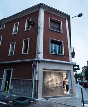 Boutique Lacoste Reims - Vitrine extérieure