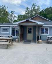 Chet's Fox River Tavern & Canoe Rental Inc image 3