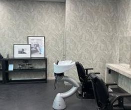 DIE FRISEURE - Breuninger Stuttgart Bild 1