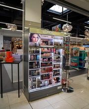 loreal-produits-pharmacie-sun-store-avenches