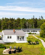 Bluebird Ocean Point Inn image 18