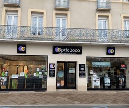 Optic 2000 image 2