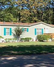 Harbor Pines image 2