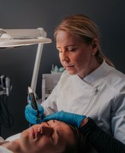 Hydrafacial-Behandlung im Kosmetikstudio von Margarita M. Cosmetics in Remscheid