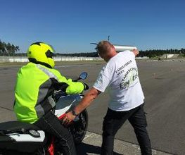 Fahrschule Einstieg Bild 7