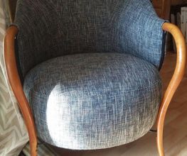 Sofa image 7