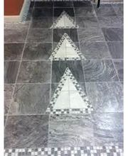 Aaron Richardson image 8