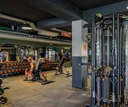 Basic-Fit 24/7 image 1
