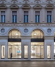 Apple Via Roma immagine 1