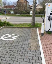 Shell Recharge Charging Station Bild 1