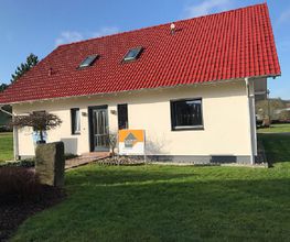 Lassen Sie sich an unserem Hauptstandort Schlüchtern individuell zum Thema Fertighaus beraten und besichtigen Sie unser Musterhaus.