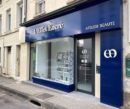 SIGNES DISTINCTIFS image 8