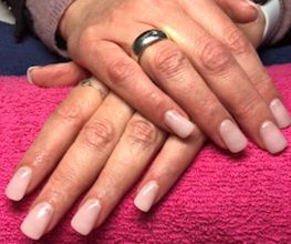 Nagelstudio Farbenfroh Bild 12