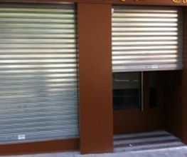 308695-carpinteria-metalica-pol-met-local-conpuerta-cierre.w1024.png