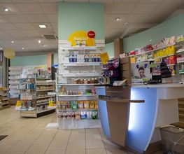 caissier-pharmacie-sun-store-geneve-paquis