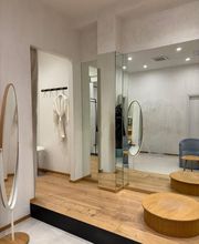 Atelier Emé Latina immagine 1