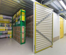 Akten einlagern bei LAGERBOX in Köln Poll