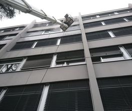 LR Reinigungsservice GmbH Bild 1