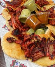 365 Tacos Singleton image 17